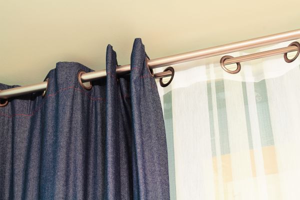 Cost of Curtain Rod Replacement in Manteca
