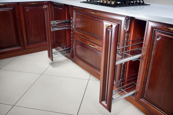 Cost of Cabinet Pull Installation in Manteca